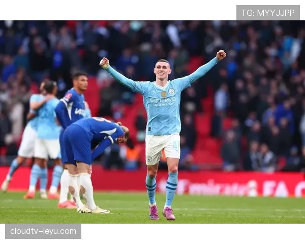 福登无球跑动艺术：曼城中场如何用_幽灵式_穿插撕裂对手防线