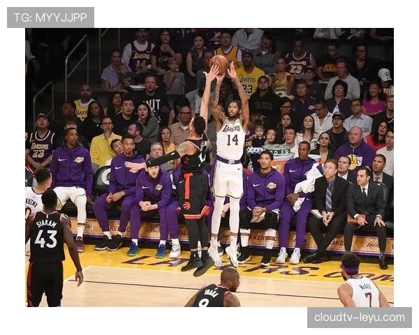 凯塞多比赛表现稳健，正逐步重铸球队核心地位