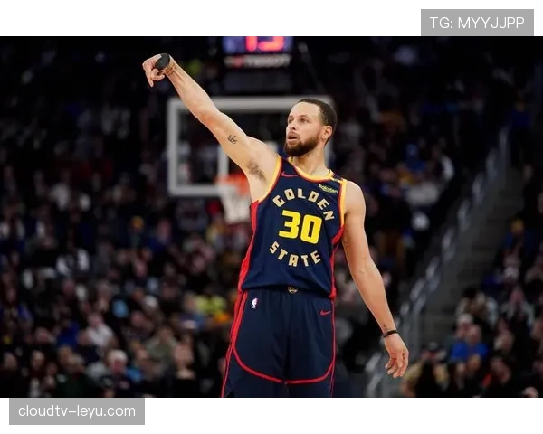 库明加挡拆造威胁显著提升勇士关键时刻得分效率